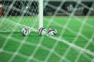 30亿人可能看不到世界杯？FIFA转播权为何卖不动？（配图示意）